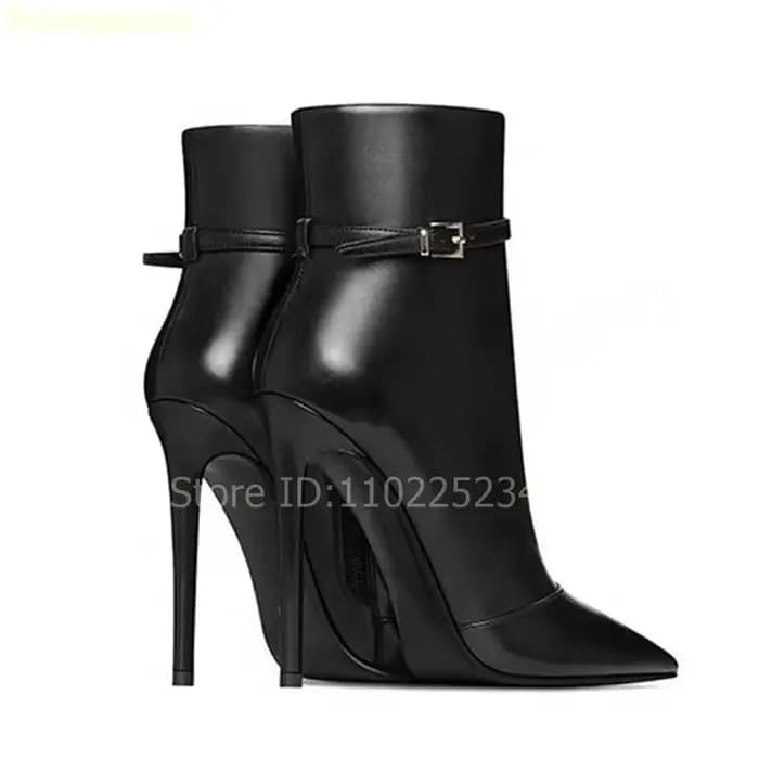 Bottines en cuir noir pour femmes