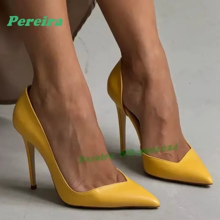 Escarpins noirs vernis à bout pointu pour femme