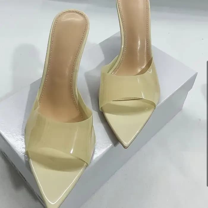 Chaussures à bride transparente pour femmes