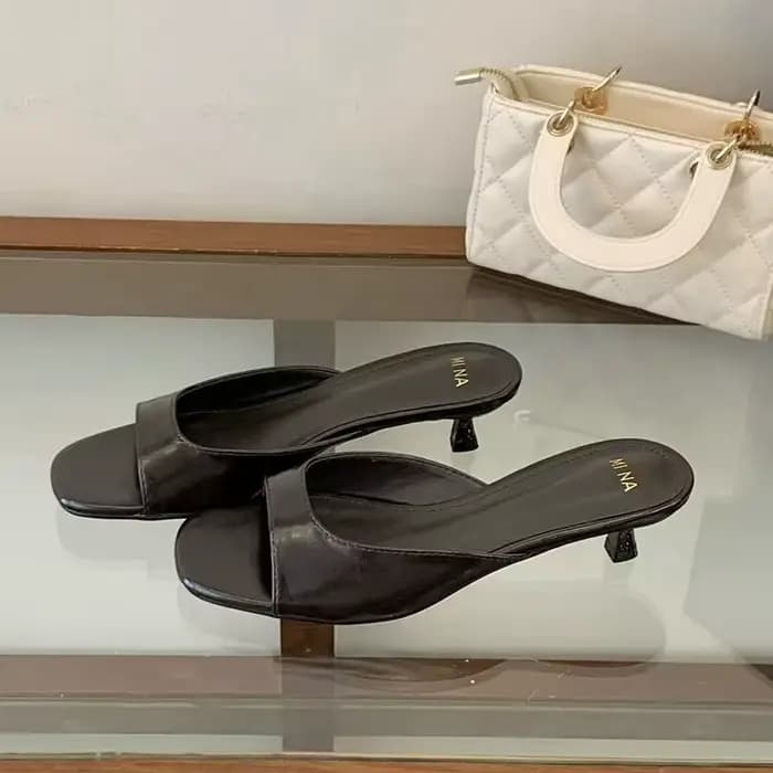 Sandales Femme 2026 Nouvelles Tongs d'Été à Talons Fins et Bas