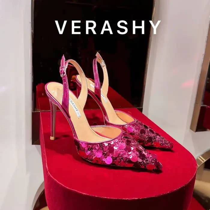 Chaussures rouges à talons hauts pour femmes, nouveau Style avec bouton unique, sangle arrière, paillettes, talon fin, sandales noires pointues de 10cm