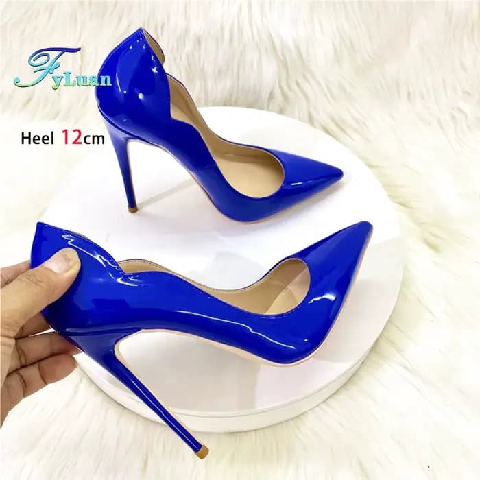 Chaussures simples à bout pointu pour femmes