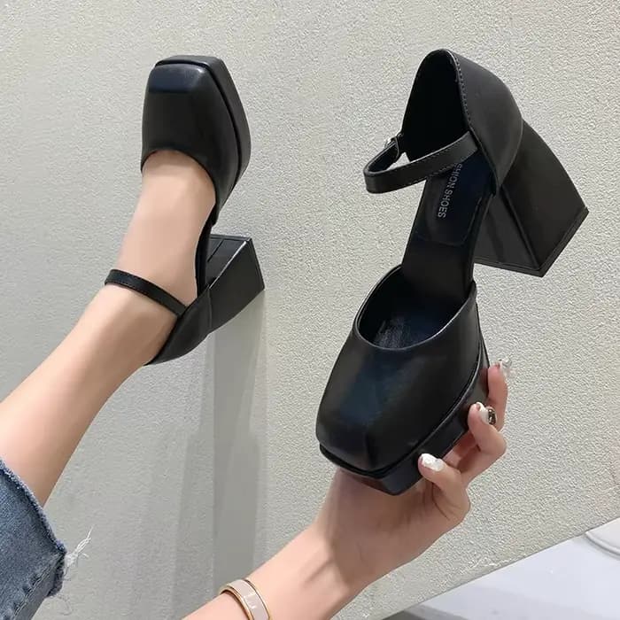 Chaussures à talons épais et hauts pour femmes