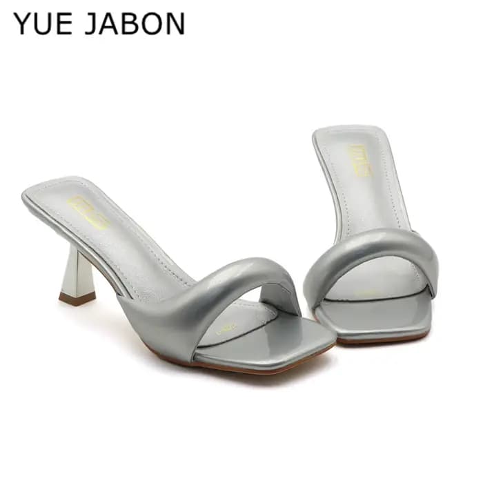 Pantoufles à talons hauts noirs et rouges pour femmes
