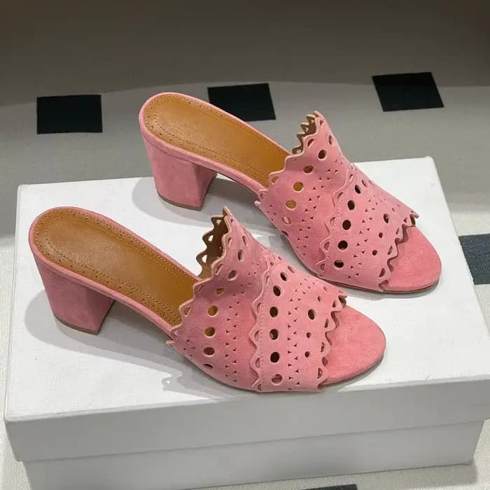 Début du printemps nouvelle mode classique rétro talon haut évidé bout ouvert pantoufle en cuir véritable Sexy