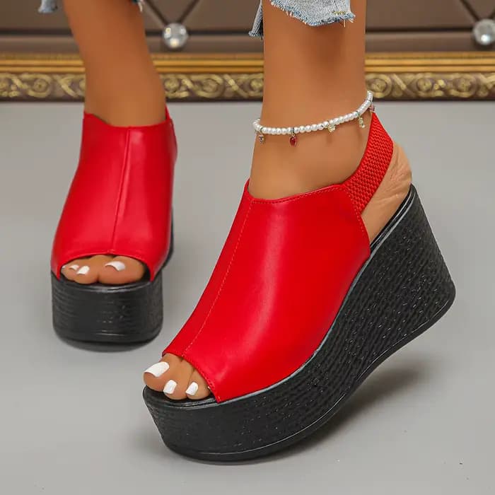 Femmes sandales de haute qualité été en cuir