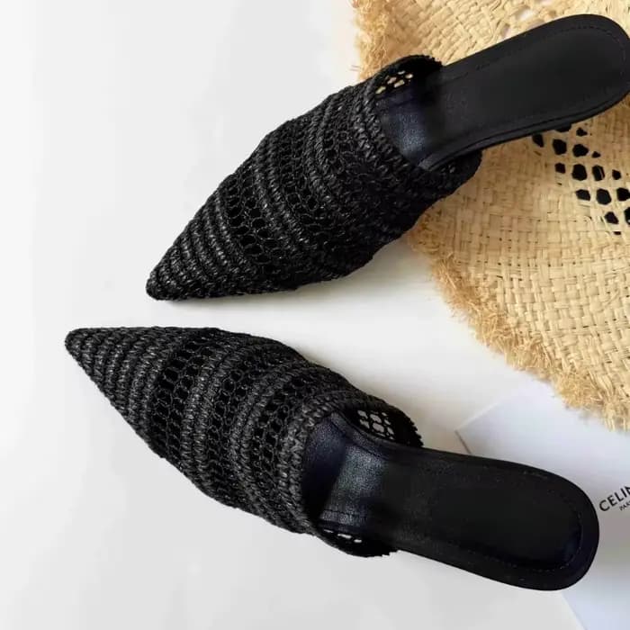 Mules à la mode pantoufles modernes femmes Sexy bout pointu Slingback chaton talon sandales pour dames confort léger sandales coulissantes