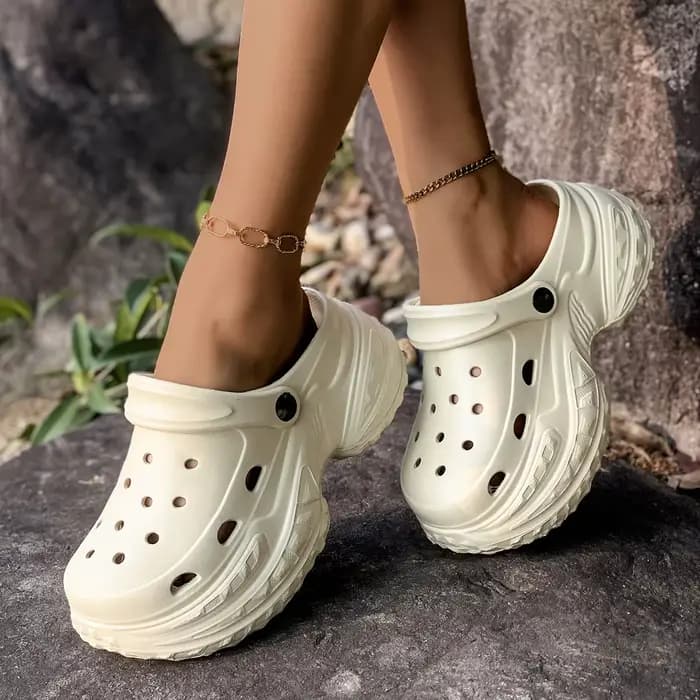 Sandales Sabots à Plateforme Épaisse pour Femme 2026 – Chaussures de Plage et de Jardin à Semelle Souple