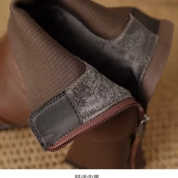 Nouvelles chaussures pour femmes à talons hauts et polyvalentes à bout carré et bottes à la mode pour l'automne et l'hiver de 2025