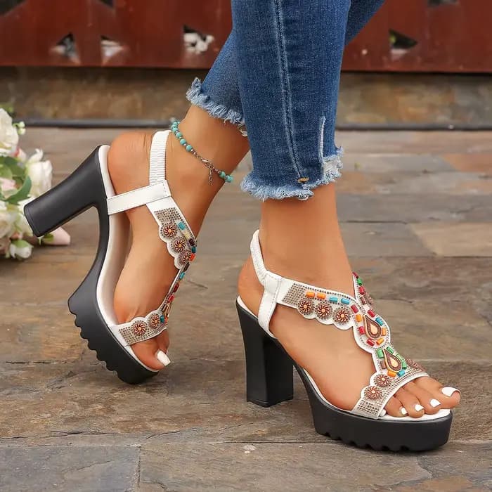 Nouvelles sandales compensées rétro confortables en cuir noir pour femme