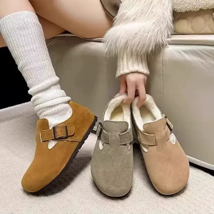Mules et sabots en cuir suédé doublés de fourrure pour femmes et hommes