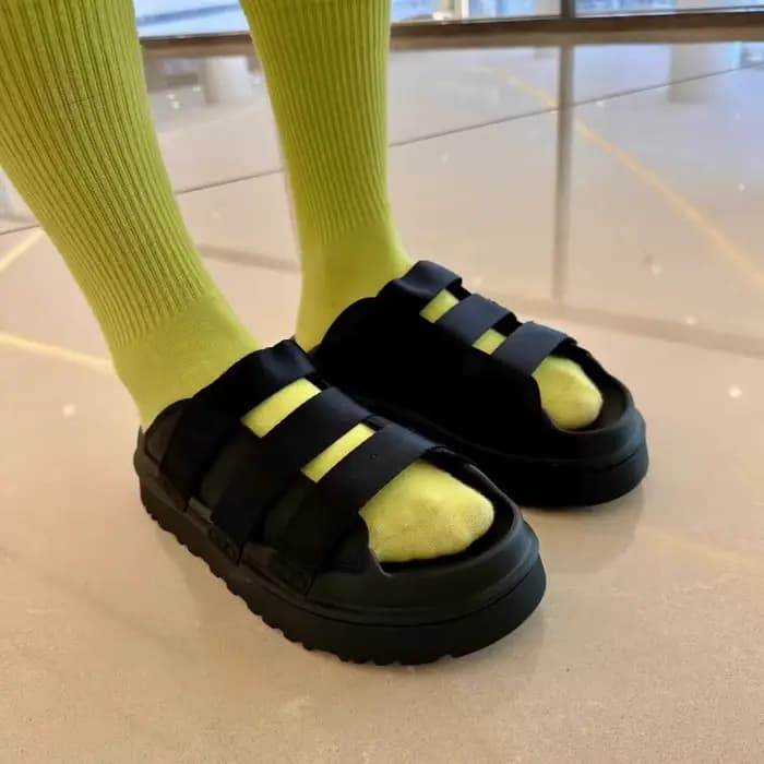 Sandales à plateforme pour femmes d'été 2025 – Chaussures coulissantes à semelle épaisse à enfiler à la mode pour la
