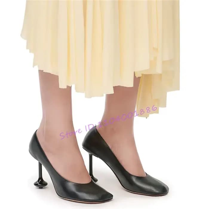 Escarpins d'été à talons étranges pour femmes