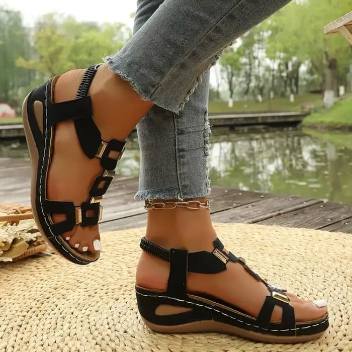 Sandales de plage confortables à talon compensé