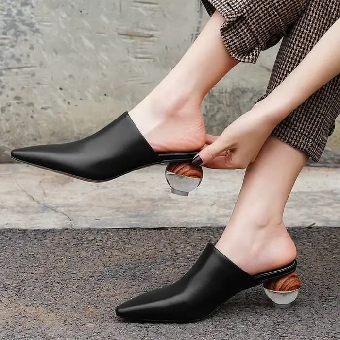 2025 Mode d'été Nouvelles chaussures Muller Femmes Station