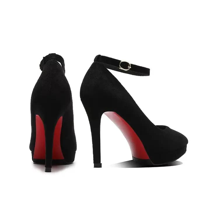 Escarpins pointus à talons fins pour femmes