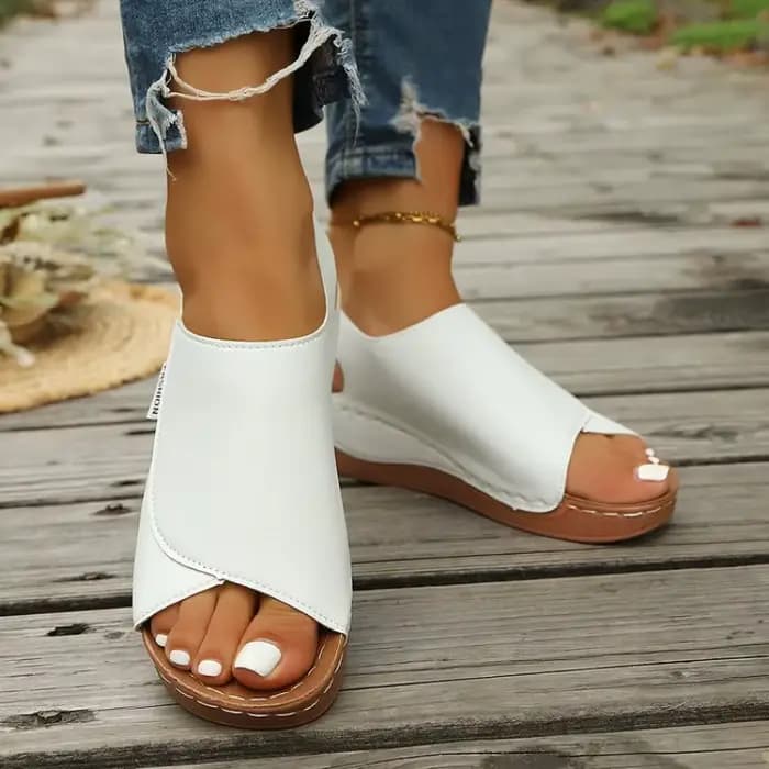 Sandales compensées confortables pour femmes