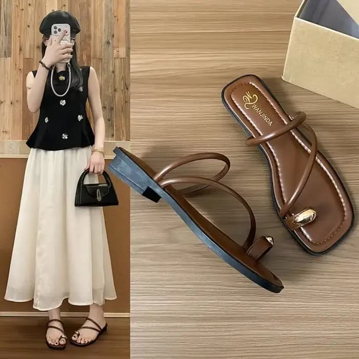 Sandales d'été pour femmes, tongs à décor métallique, chaussures à talon bas, sandales rétro marron pour femme, pour l'extérieur