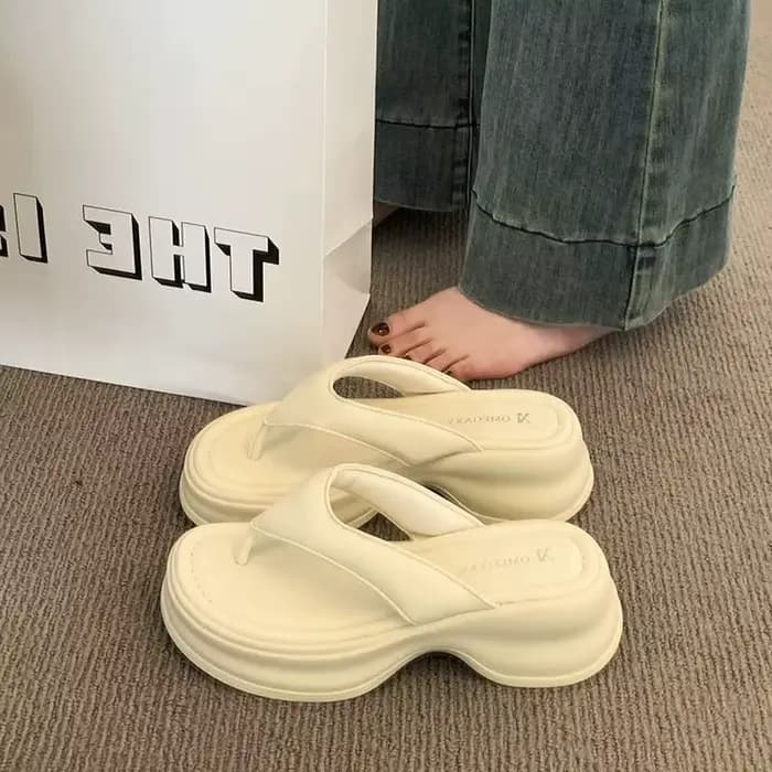 Sandales noires à talon épais pour femme