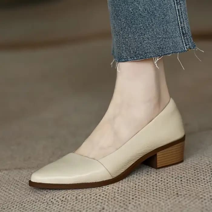 Escarpins pointus à talons mi-hauts pour femmes