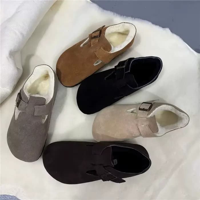Mules et sabots en cuir suédé doublés de fourrure pour femmes et hommes