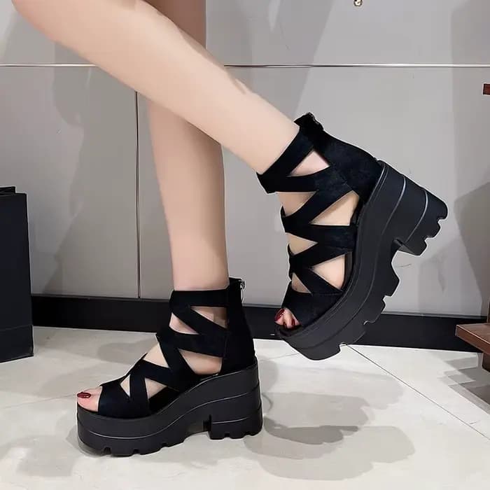 Sandales à talons carrés