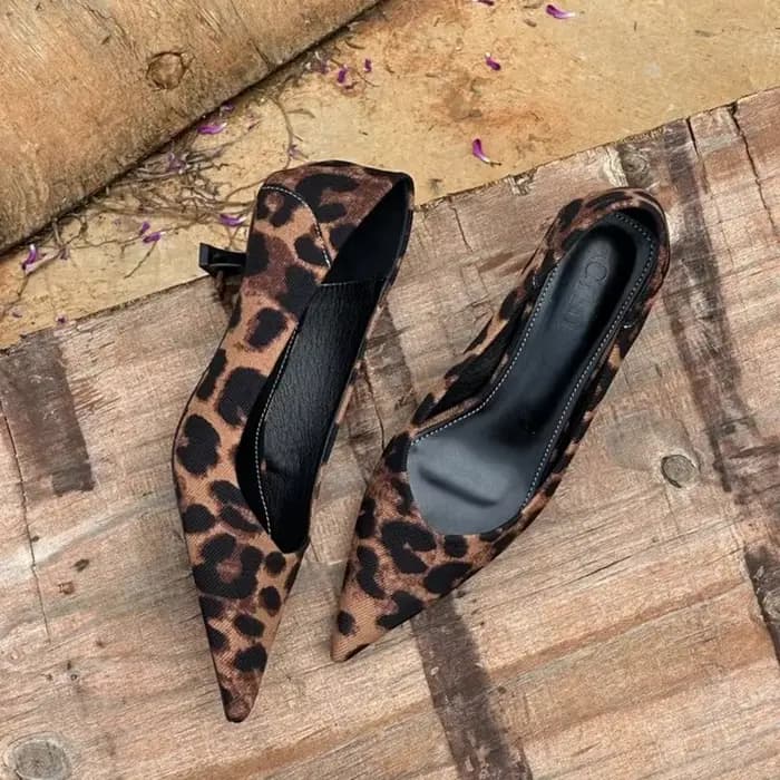 Chaussures à talons léopard vintage pour femme