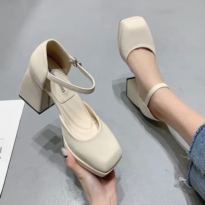 Chaussures à talons épais et hauts pour femmes