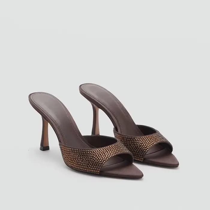 Sandales élégantes à talons aiguilles et bout pointu pour femme