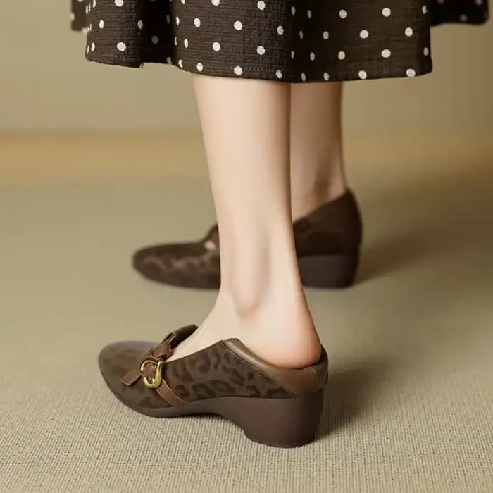 Bout pointu avec talons moyens chaussures pour femmes talon compensé femme pompes Chic et élégant livraison rapide Y2k Point Discount jeune
