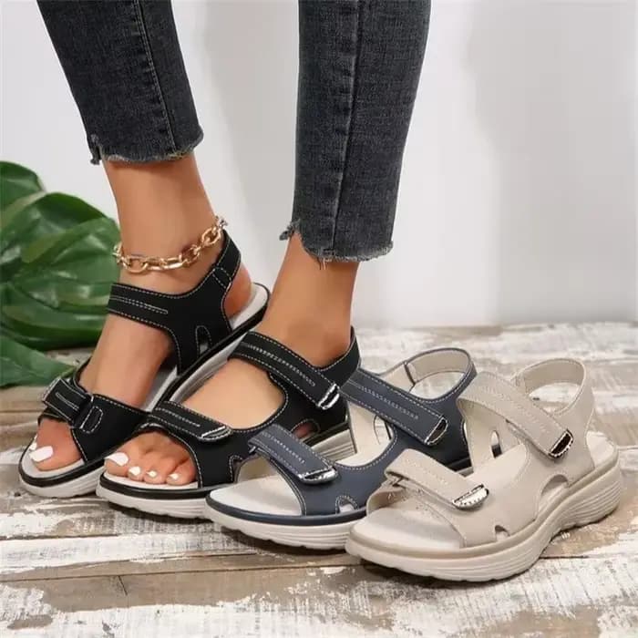 Sandales d'été à la mode
