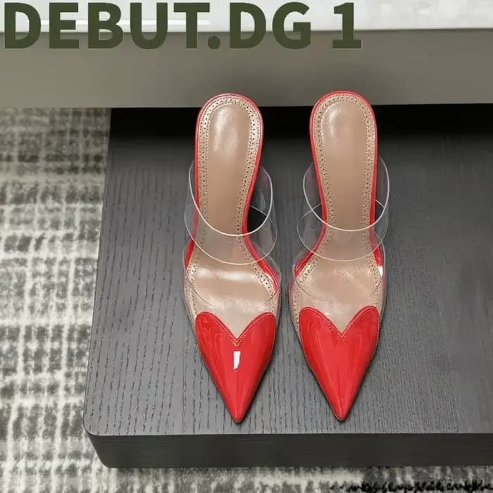 Talons hauts à la mode pour femmes