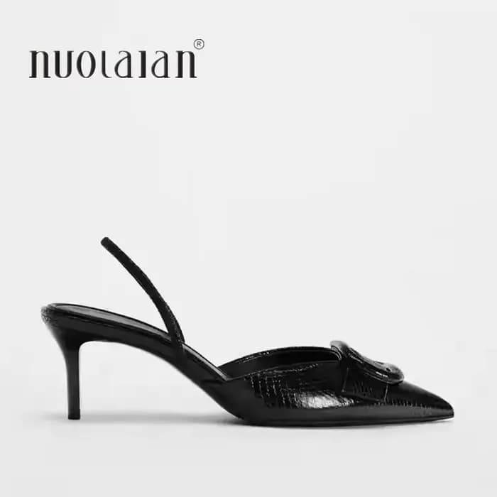 Escarpins en cuir noir pour femmes