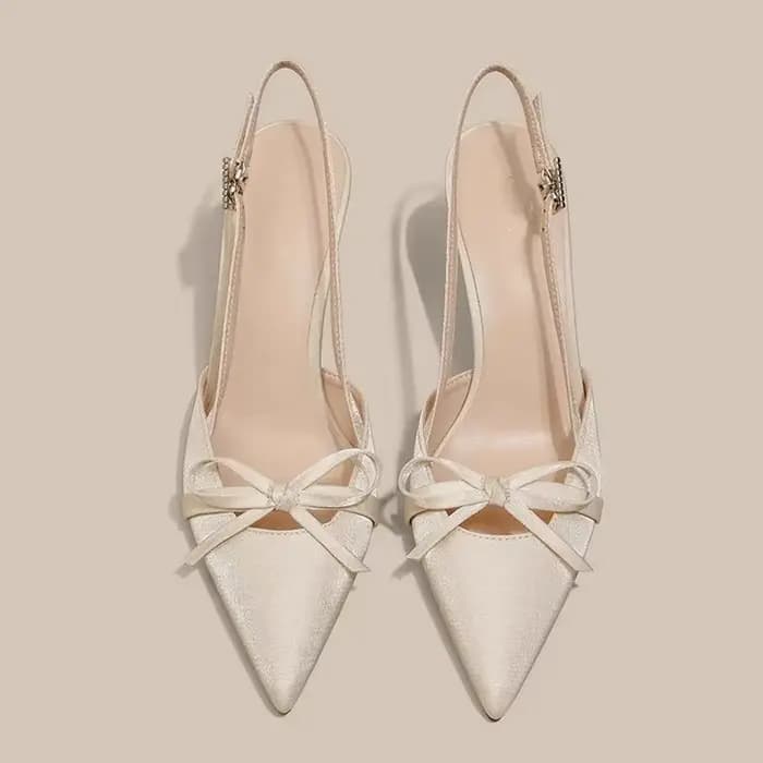 Nouvelles chaussures pour femmes