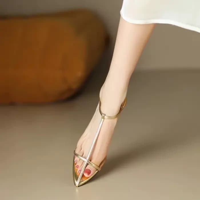 Nouvelle collection été 2026 : Sandales noires élégantes pour femme