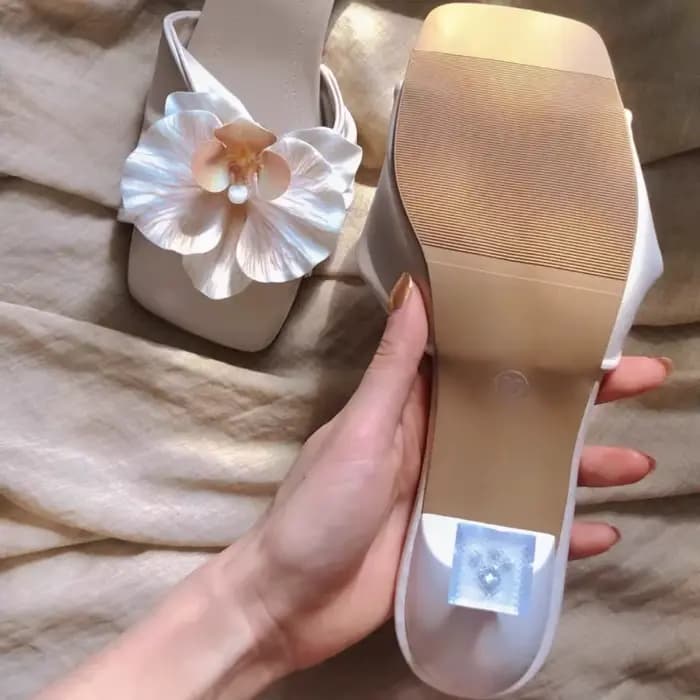 Marque femmes sandales 2025 été nouvelles fleurs élégantes