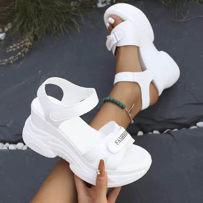 Tendance femmes plate-forme sandales à talons compensés mode d'été chaussures confortables femmes léger décontracté Velcro plage sandales Zapatos De Mujer
