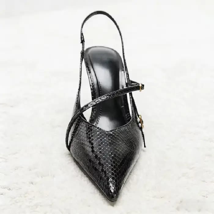 Escarpins noirs en relief pour femmes
