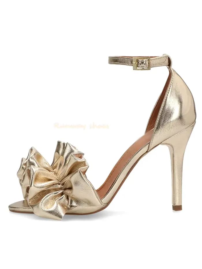 Sandales de luxe noires à talons aiguilles