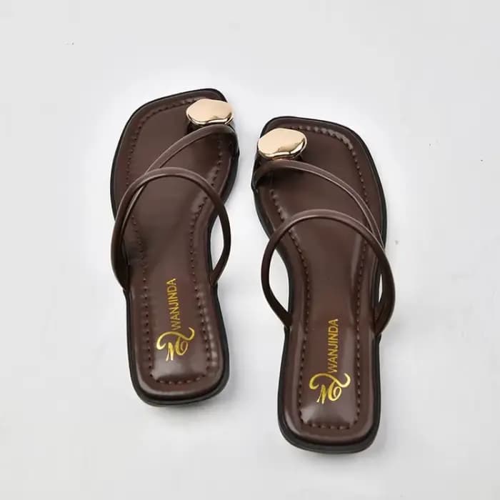 Sandales à talons bas à la mode pour femmes