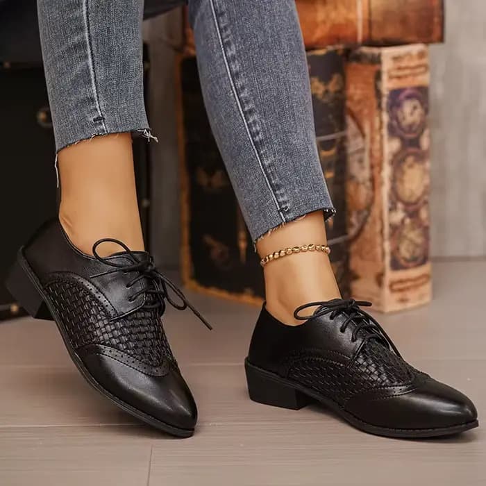 Nouvelles Chaussures Oxford à Talons Épais et Respirants pour Femmes, Grande Taille 43, Bout Pointu, en Cuir PU, Style Britannique, à Lacets