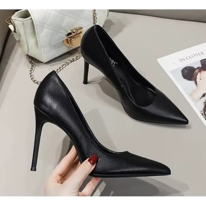 Chaussures noires à talons super hauts pour femmes, escarpins pointus formels pour dames, chaussures de printemps, dernier prix haut de gamme et bas, 39