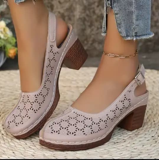 Femmes sandales rétro confortable nouvelles chaussures d'été pour les femmes à talons épais bouche d