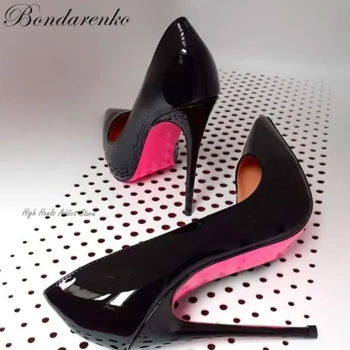 Escarpins pointus en cuir verni à semelle rose pour femmes