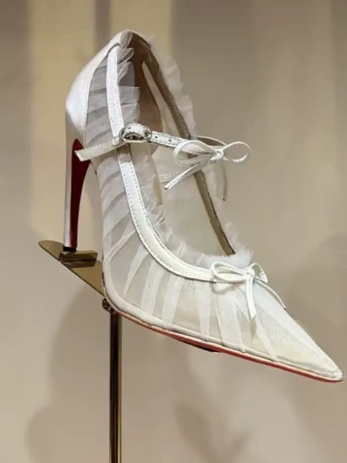 Sandales à talons aiguilles pointus en dentelle avec nœud pour femme, collection été 2026 – Idéales