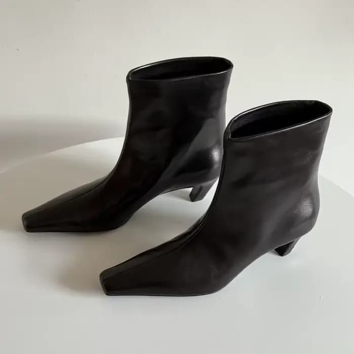 Bottines à talons aiguilles pour femmes