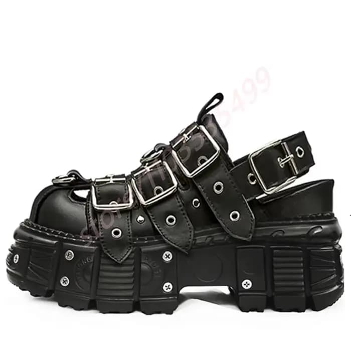 Semelle épaisse boucle de ceinture sandales romaines creuses bout rond sangle arrière Punk 2025 été nouveau Rivet noir mode fête sandales décontractées