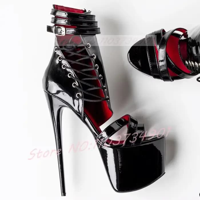 Sandales à talons aiguilles noires et sexy pour femmes, enveloppe de cheville, boucle à lacets, bout ouvert, doublure rouge, talons hauts, bottes gothiques d'été