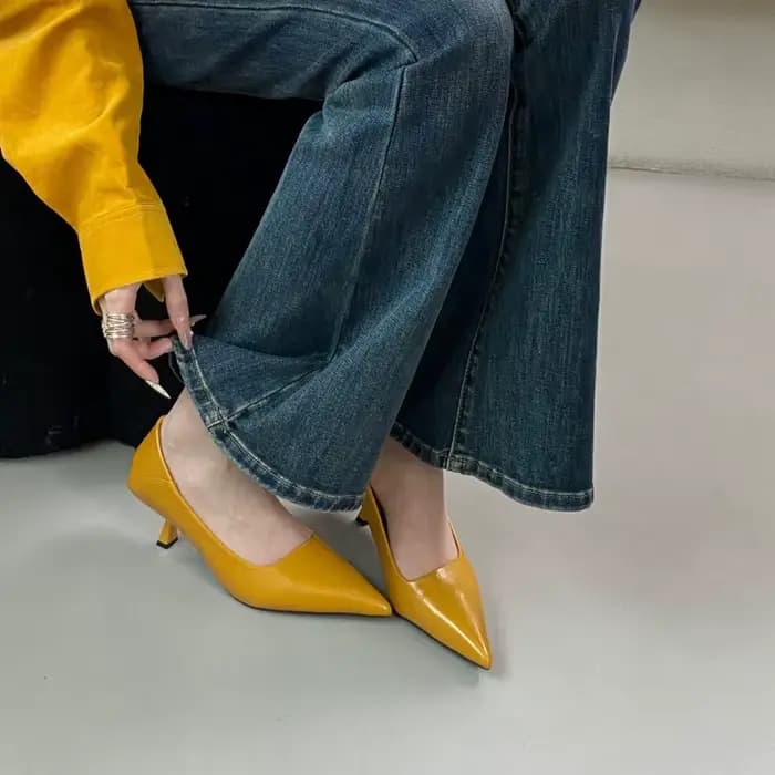 Nouvelles Escarpins Printemps 2026 à Bout Pointu et Talon Bas pour Femme – Chaussures Élégantes et S