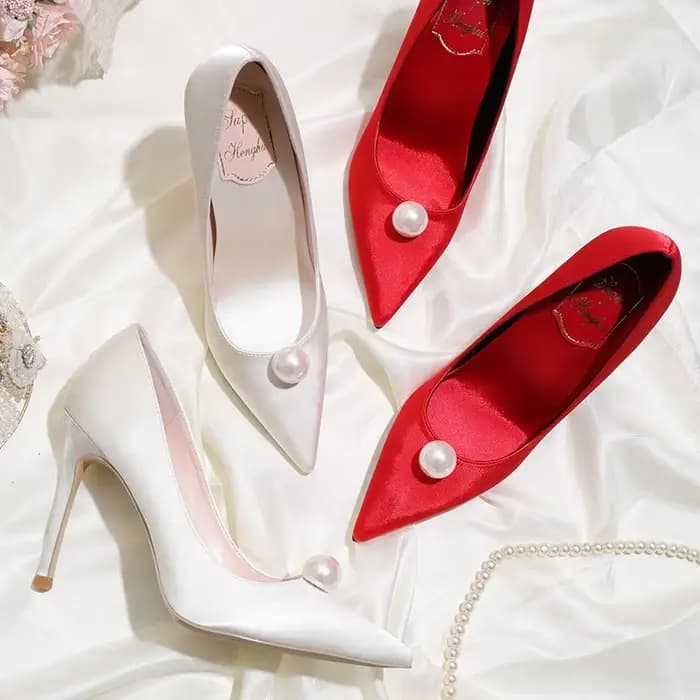 Chaussures de mariage à talons bas pour femmes